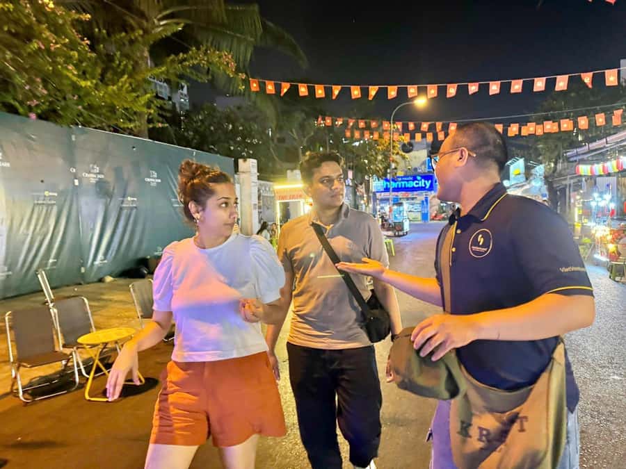 Ho Chi Minh: Local Food Tour by Scooter with Vegan Option - Stop three: markets, grilled snacks, and local sweets