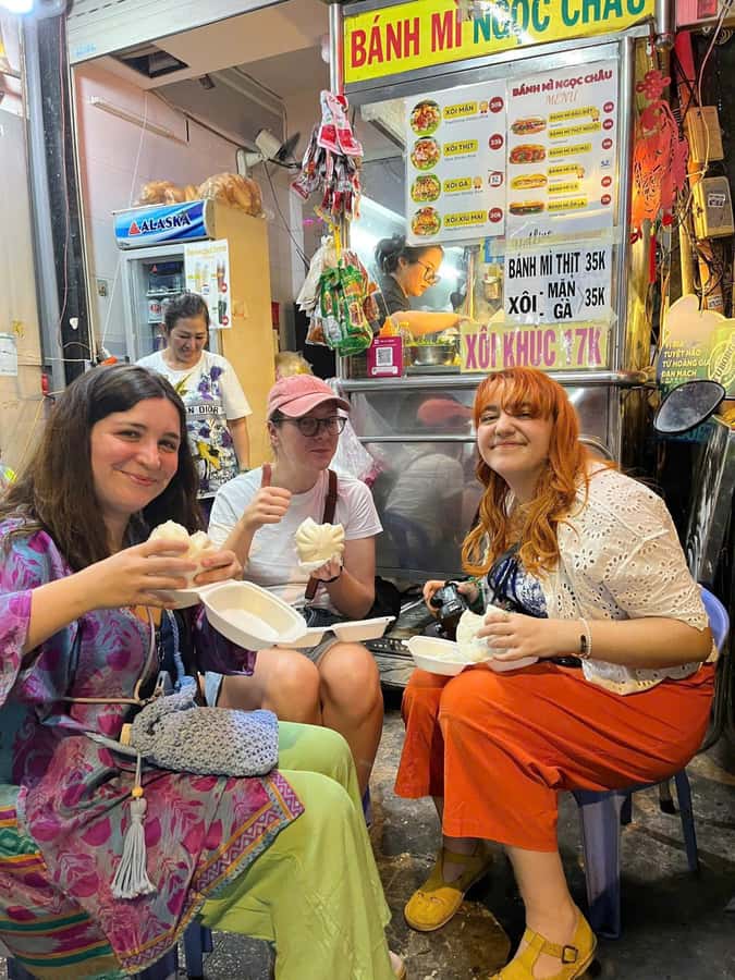 Ho Chi Minh: Local Food Tour by Scooter with Vegan Option - Stop one: noodle soup at a family-run restaurant