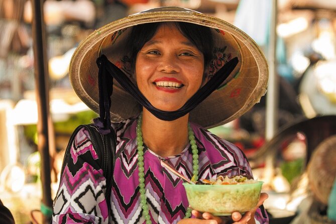 Hoi An at Sunset: Authentic Local Street Food Tour - What the Guides Add