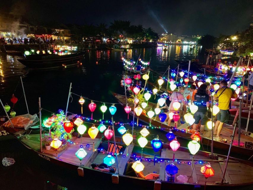 Hoi An: Evening Food Tour with 7 Tastings and Boat Trip - Key points at a glance