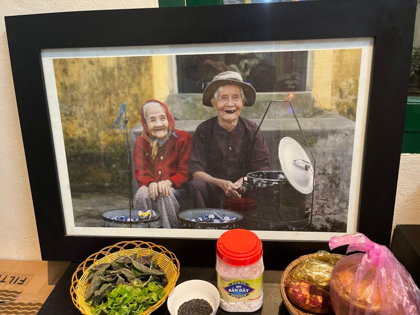 Hoi An hiden food adventure - Black sesame soup and the sweetest finish