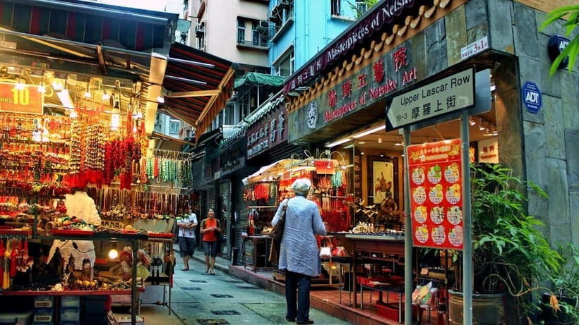 Hong Kong Day Tour: Priority Peak Tram, City Walk & Dim Sum - Man Mo Temple brings the route into focus