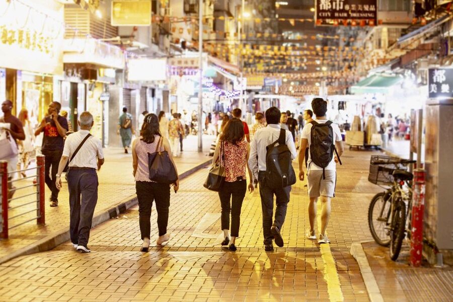 Hong Kong: Private Street Food Tour with a Local Insider - The guide makes or breaks the four hours