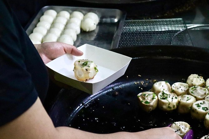 Hong Kong's Tin Hau Hidden Eats Food Tour with 7+ Local Tastings - Dim sum, pineapple buns, and the sweet finish
