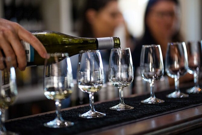 Hop on Hop off Wine tasting tour to Tamborine Mountain - Gallery Walk and free time