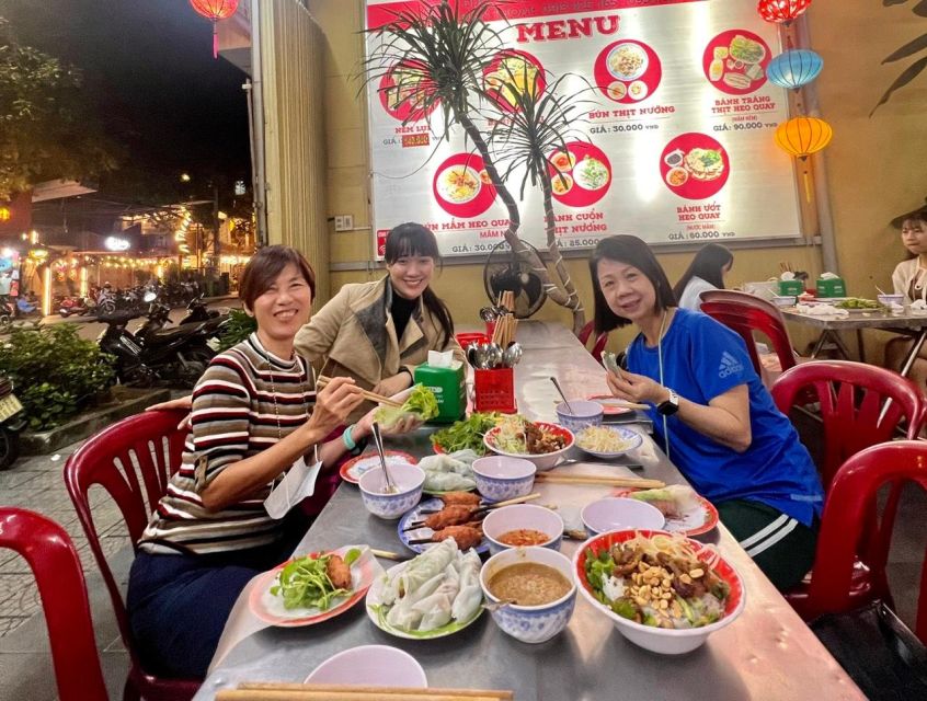 Hue: Night Street Food Tour by Cyclo with a Local Guide - Why This Tour Works Best on Your First Night