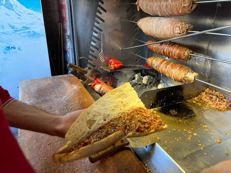 Istanbul: Guided Food Tour with Ferry Ride and Tastings - Why this Istanbul food tour works so well