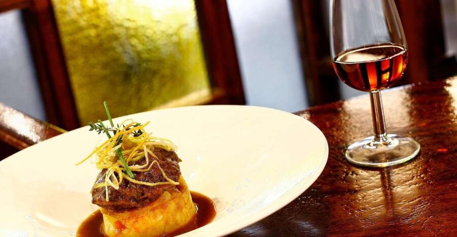 Jerez: Traditional Tapas Tour - Learning how sherry pairing works