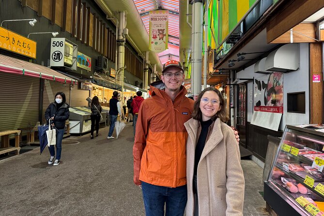 Kanazawa Gourmet Experience Omicho Market Tour - A guide who helps you feel at ease
