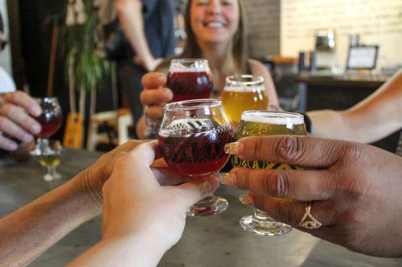 Kelowna: Walking Food Tour with 7 Tastings and 4 Drinks - Why Andrew matters to the experience