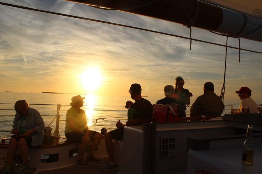 Key West: Schooner Sunset Sail with Food & Drinks - The sunset, the Green Flash, and what you may see