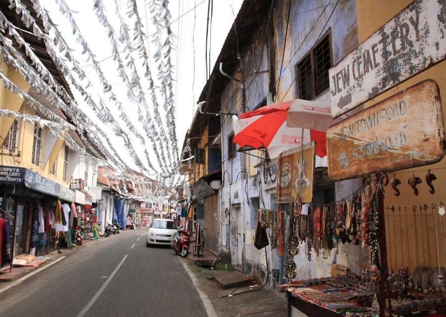Kochi: Local Street Food Guided Walking Tour with Tastings - Why this Kochi food walk works so well