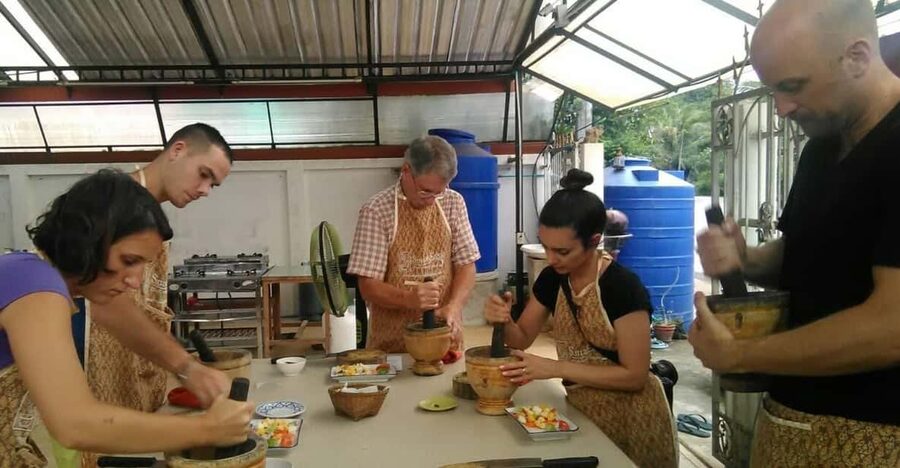 Krabi: Morning or Afternoon Culinary Adventure at Smart Cook - Who Will Get the Most From This Class