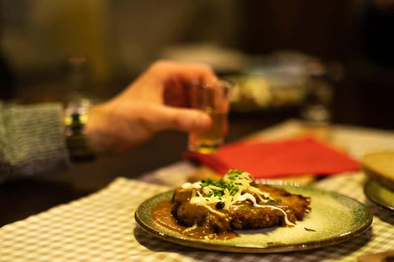 Krakow: 6-Course Full Polish Food Tour with Vodka Tasting - Starting at St. Mary’s Basilica