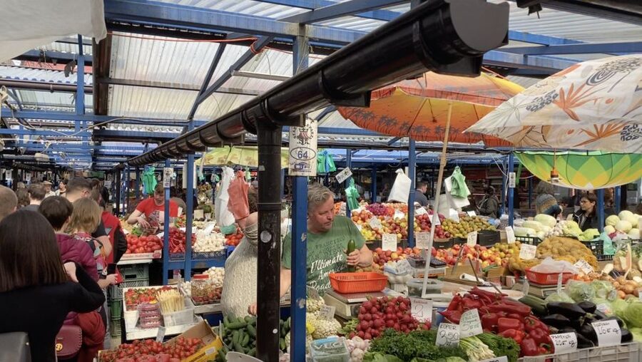 Krakow: Street Food Walking Tour - Key points at a glance