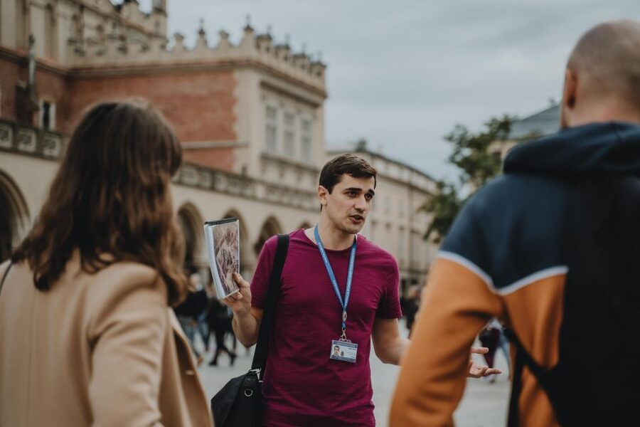 Krakow: Traditional Polish Food and Drinks Tasting Tour - What the $110 price really covers
