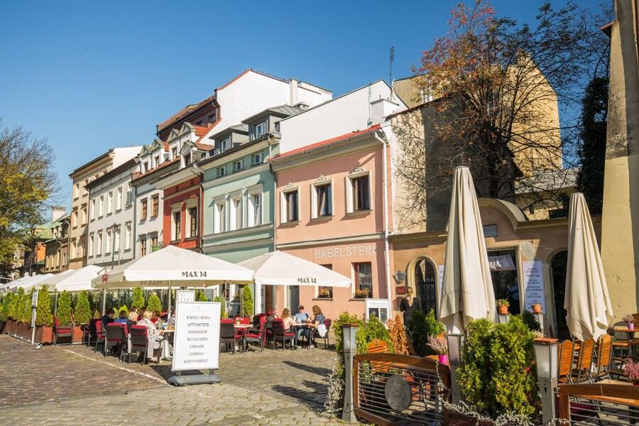 Krakow: Traditional Street Food Walking Tour - Should you book it?