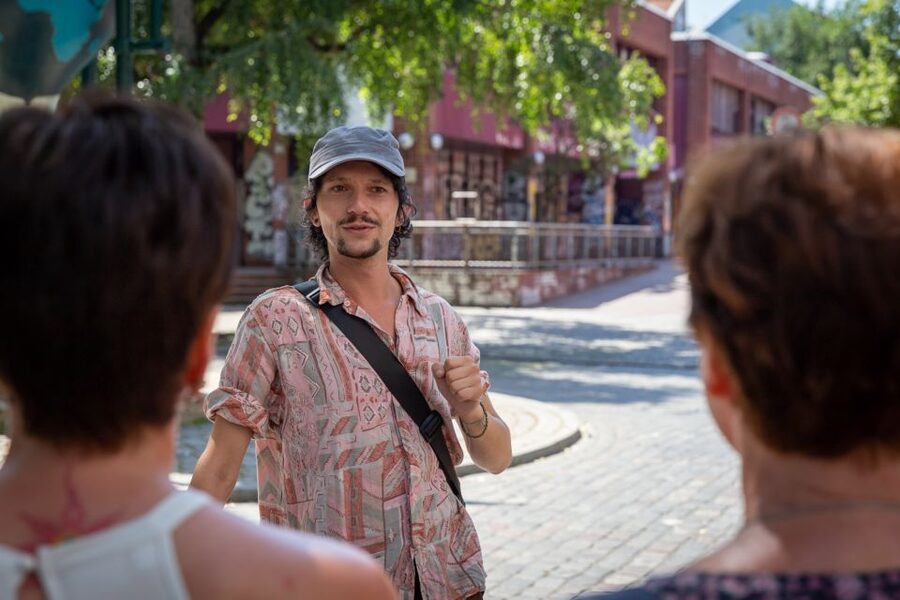 Kreuzberg: Culinary Food Tour - Guide quality can shape the whole afternoon