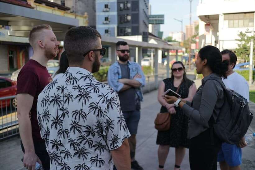 Kuala Lumpur: Nightlife Street Food Tour with 6 Tastings - Why this food tour works for a first night in Kuala Lumpur