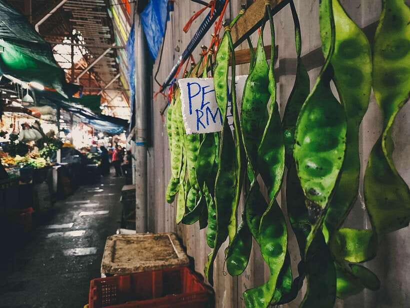 Kuala Lumpur: Sambal Street Food Tour with 15+ Tastings - Why this food walk works so well