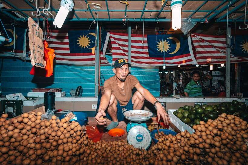 Kuala Lumpur: Sambal Street Food Tour with 15+ Tastings - Starting near Hilton Garden Inn South