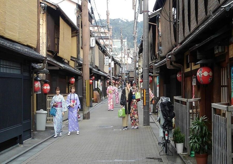 Kyoto Evening Gion Food Tour - The ten-course kaiseki dinner