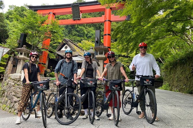 Kyoto: Gion & Pontocho Food Tour with 13 Dishes - The first meal: an izakaya in Gion
