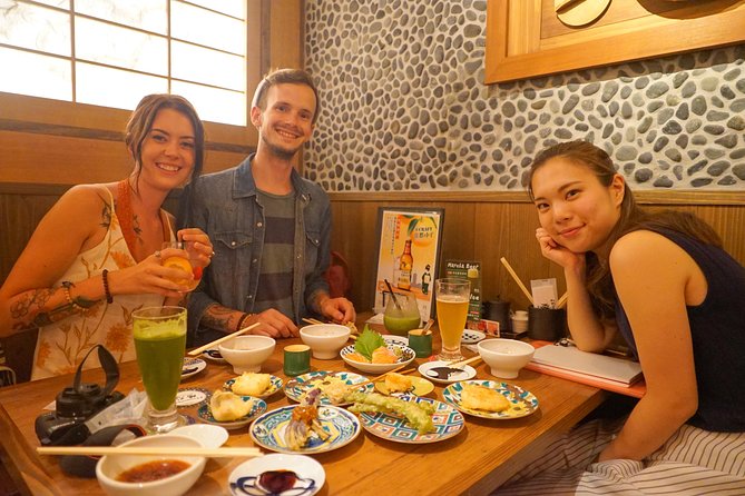 Kyoto Night Foodie Tour in Gion (9+ dishes + 6 Sake tastings) - Key things to know before booking