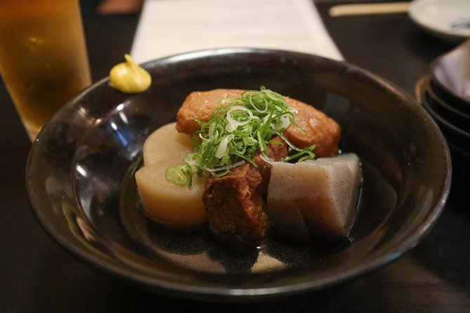 Kyoto Night Foodie Tour in Gion (9+ dishes + 6 Sake tastings) - The guides make the largest difference