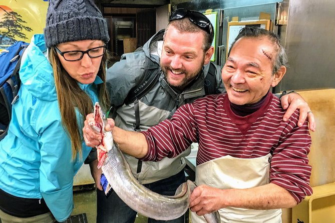 Kyoto Nishiki Market Food and Culture Walking Tour - Shinkyogoku Shopping District and the modern side of Kyoto