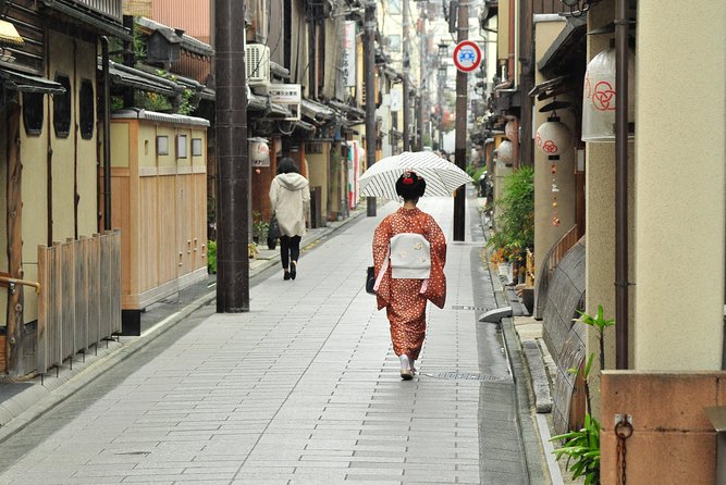 Kyoto Nishiki Market Food and Culture Walking Tour - Is $80.92 a fair price?