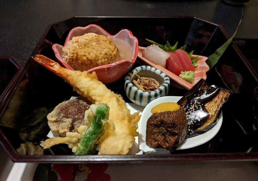 Kyoto: Nishiki Market Food Tour - The guide can make or break the experience