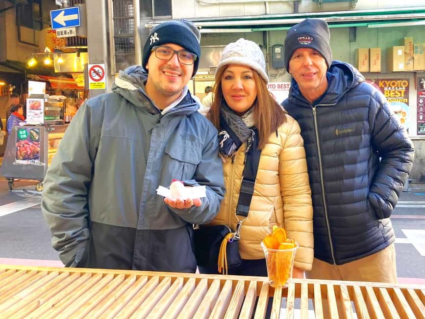 Kyoto: Nishiki Market Tour with a Local Foodie & Tastings - Fifty minutes inside Nishiki Market