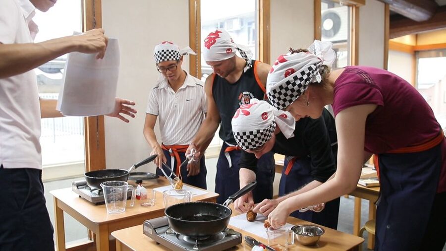 Kyoto: Ramen Cooking Class at a Ramen Factory with Souvenir - A few practical cautions before booking