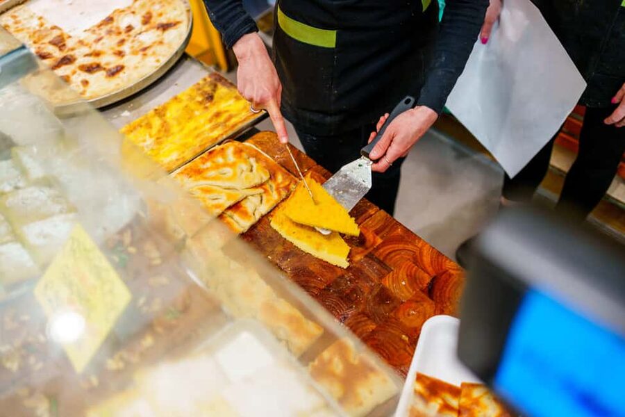 La Spezia: Taste Cinque Terre on a Full Meal Food Tour - Starting at Piazza Garibaldi, with one detail to confirm