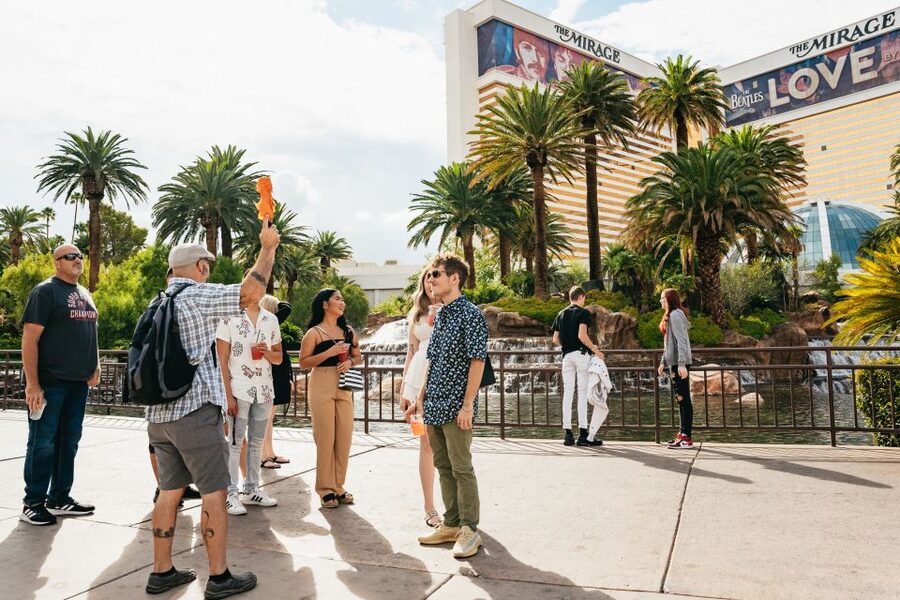 Las Vegas Strip: Foodie Walking Tour - The secret final dish and the question of dessert