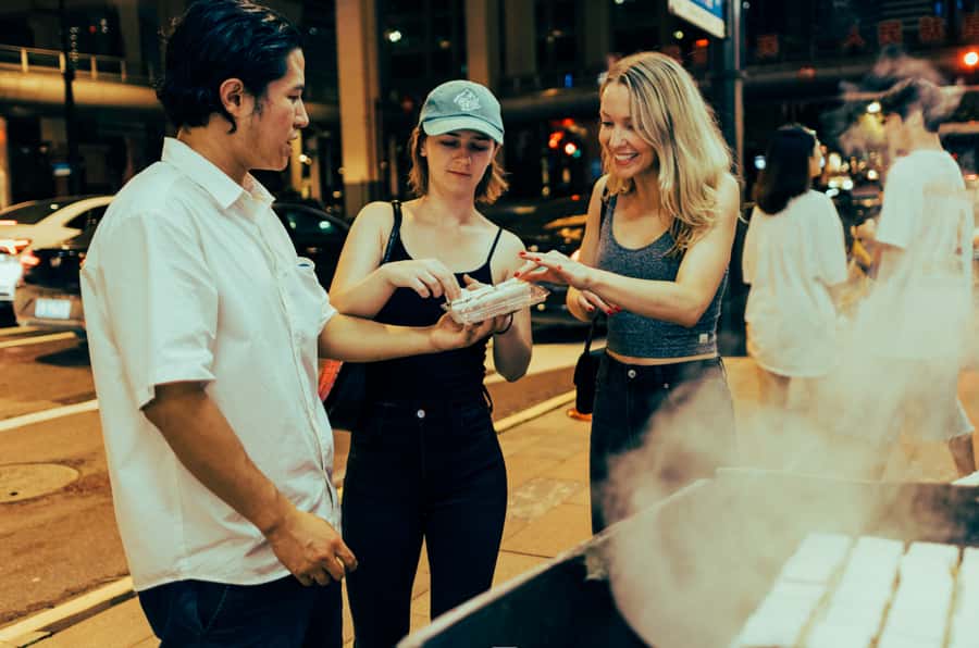 Late night food tour in Shanghai's French Concession - Shanghai noodles, barbecue, and changing local flavors