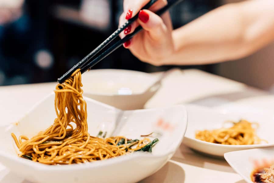 Late night food tour in Shanghai's French Concession - Art Deco buildings and life in the former concession