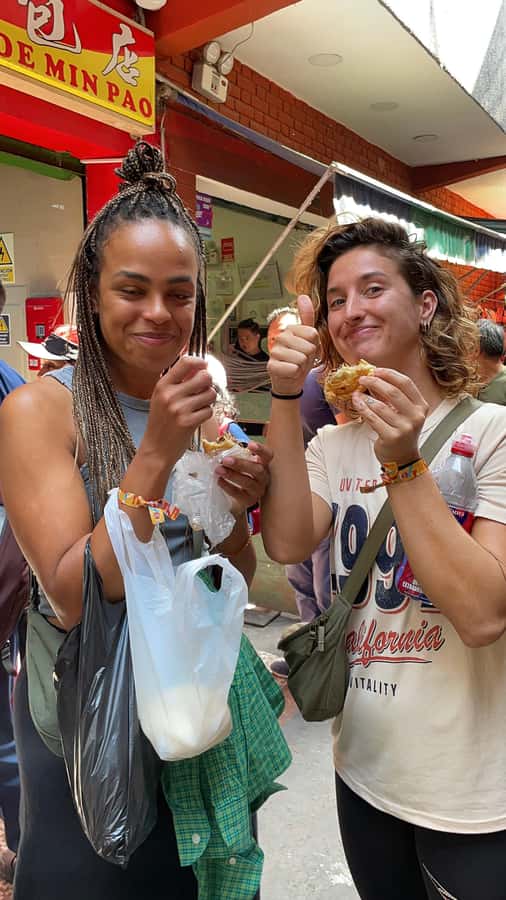 Lima Street Food: A gastronomic adventure through the city. - Markets, fruit, and the first Lima bites