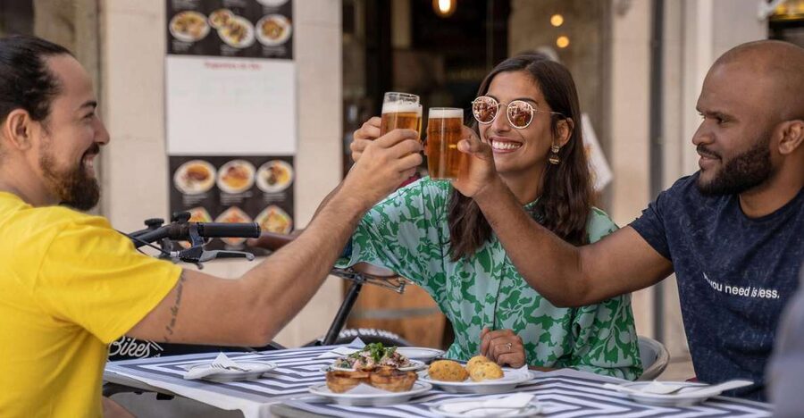 Lisbon: E-Bike Food Tour of Alfama and Old Town - Why an e-bike makes sense in Lisbon
