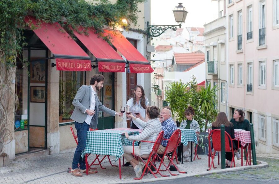 Lisbon: Evening Local Food Crawl with Drink Pairings - Small restaurants and streets beyond the usual circuit