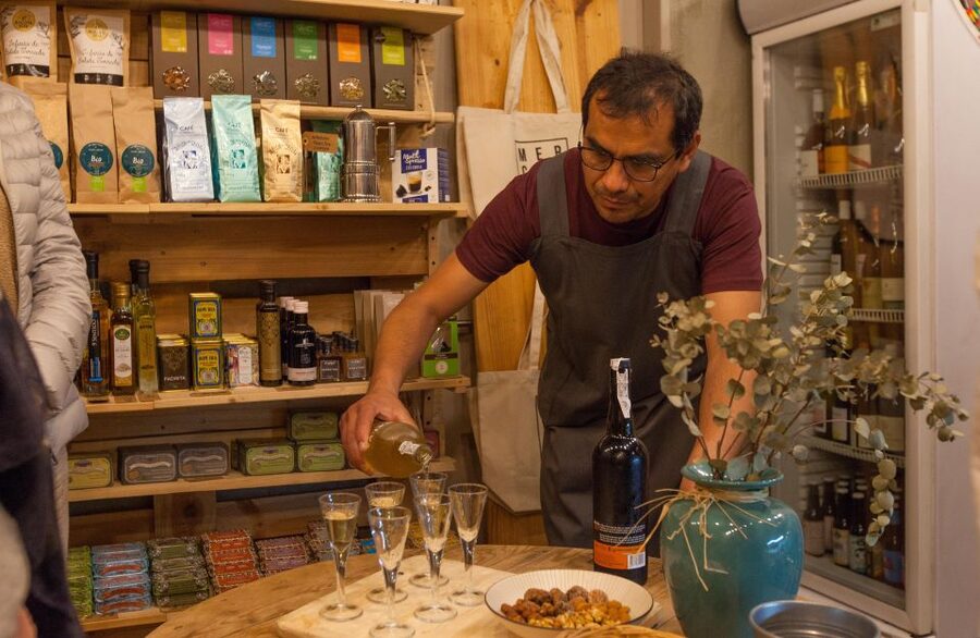 Lisbon: Evening Local Food Crawl with Drink Pairings - Ten petiscos that add up to dinner