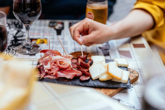 Lisbon Exclusive PRIVATE Food Tour with 6 or 10 Tastings - Guides who shape the experience
