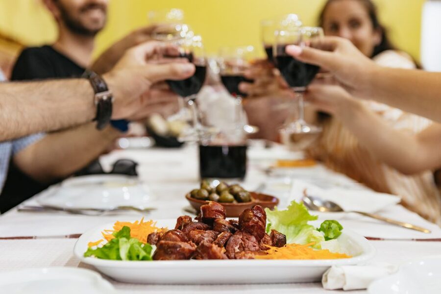 Lisbon: Food and Wine Small Group Walking Tour - Starting at Rossio Square and entering Baixa