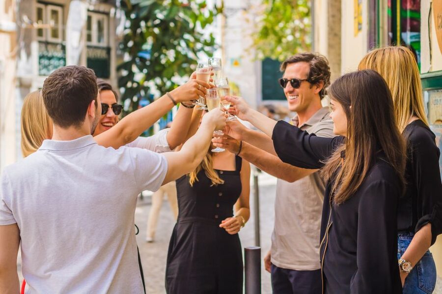 Lisbon: Guided Food and Wine Tasting Tour - São Jorge Restaurante and the main meal feeling