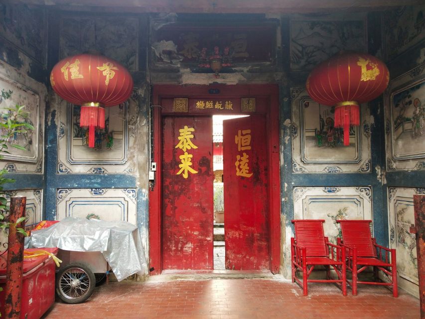 Local Life, Culture & Food Walking Tour at Chinatown - Thai-Chinese food in small, useful tastes