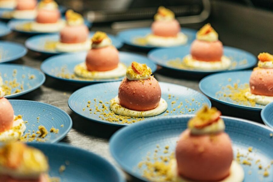 London: 6-Course Gourmet Dinner on a Luxury Coach - My verdict on the Bustronome London experience