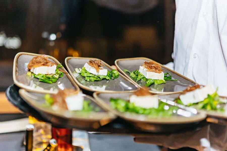 London: 6-Course Gourmet Dinner on a Luxury Coach - Wine pairing and drinks on board