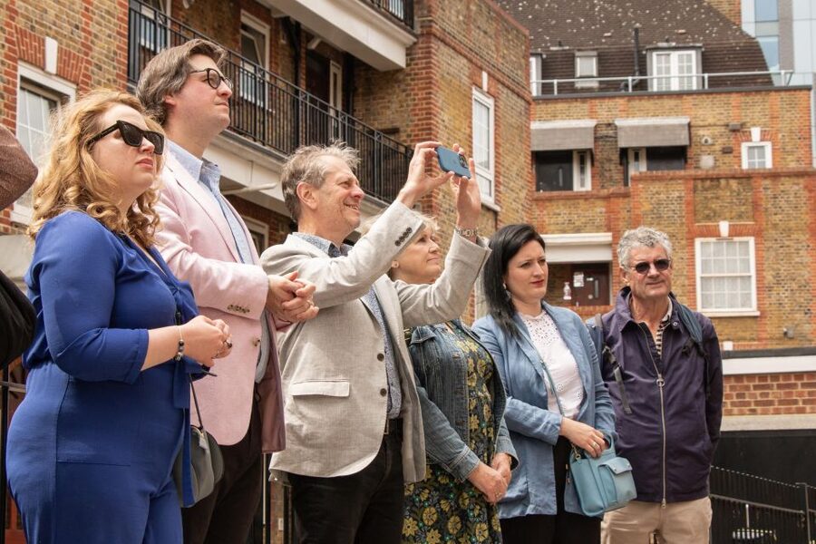 London: East End Food Tour - Starting at Spitalfields Market