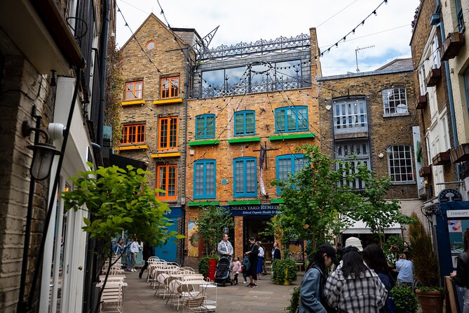 London Foodie Adventure:More than 10 dishes with Sherpa Food Tour - Neal’s Yard and Michelin-listed bao buns
